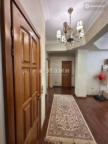3-комнатная квартира, этаж 2 из 6, 72 м²