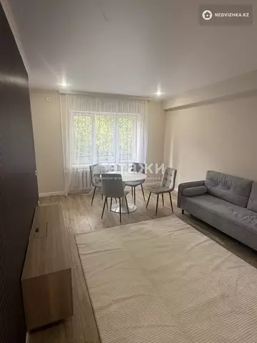 2-комнатная квартира, этаж 2 из 4, 50 м²