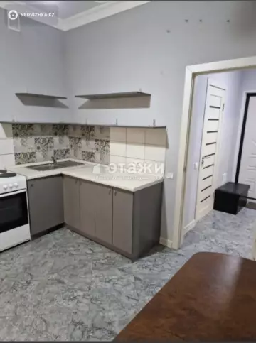 1-комнатная квартира, этаж 2 из 10, 40 м²