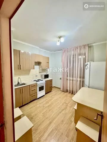 1-комнатная квартира, этаж 3 из 12, 39 м²