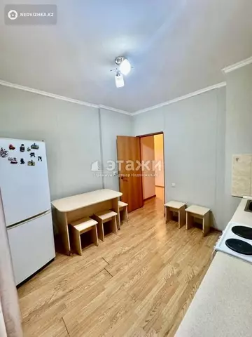 1-комнатная квартира, этаж 3 из 12, 39 м²