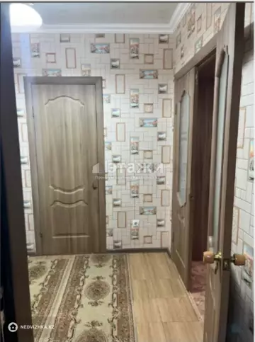 3-комнатная квартира, этаж 3 из 9, 81 м²