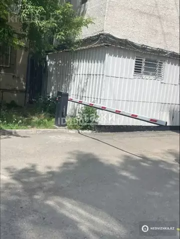 2-комнатная квартира, этаж 4 из 5, 43 м²