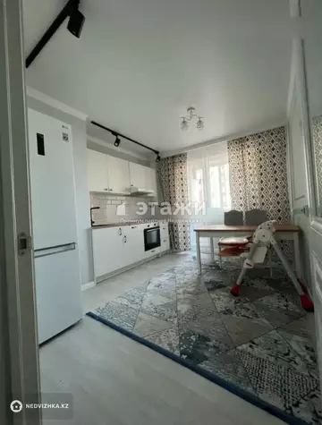 2-комнатная квартира, этаж 8 из 16, 64 м²
