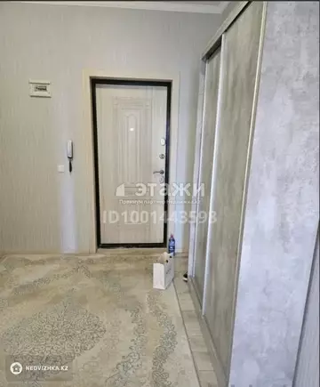 1-комнатная квартира, этаж 9 из 9, 42 м²