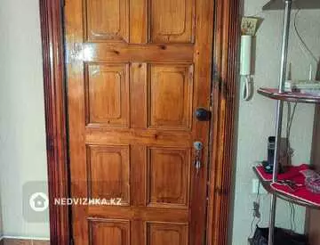 3-комнатная квартира, этаж 3 из 6, 60 м²