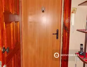 3-комнатная квартира, этаж 3 из 6, 60 м²