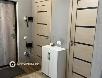 3-комнатная квартира, этаж 19 из 20, 103 м²
