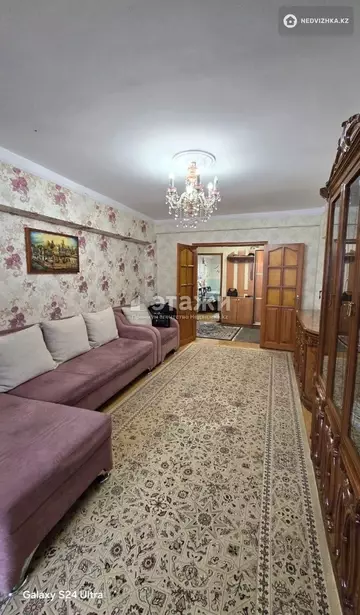 4-комнатная квартира, этаж 1 из 6, 86 м²
