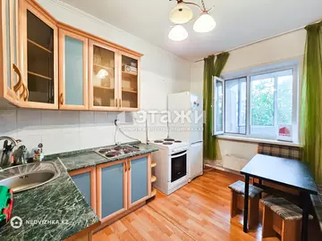 1-комнатная квартира, этаж 4 из 5, 32 м²