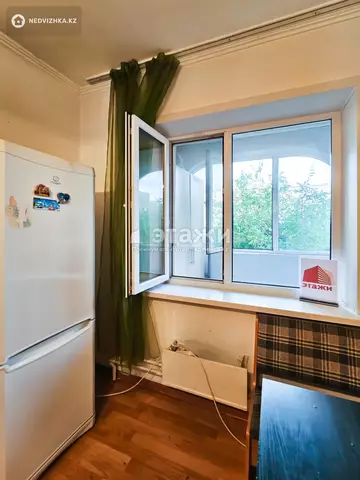 1-комнатная квартира, этаж 4 из 5, 32 м²