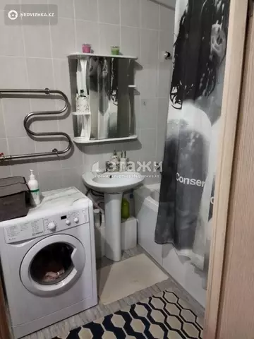 2-комнатная квартира, этаж 9 из 17, 46 м²