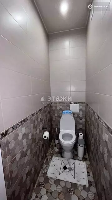 2-комнатная квартира, этаж 3 из 10, 64 м²