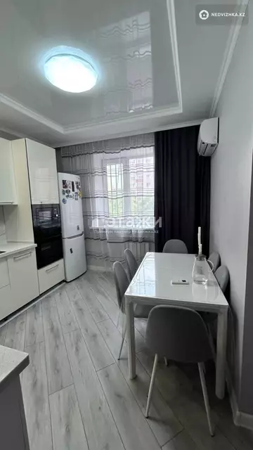 64 м², 2-комнатная квартира, этаж 3 из 10, 64 м², изображение - 12