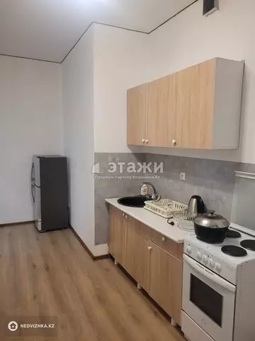 1-комнатная квартира, этаж 15 из 20, 42 м²