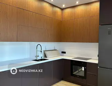 3-комнатная квартира, этаж 2 из 4, 100 м²
