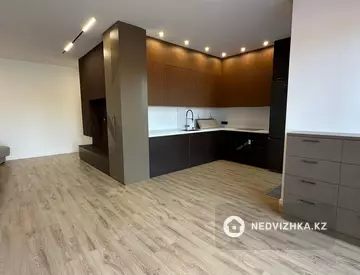 3-комнатная квартира, этаж 2 из 4, 100 м²