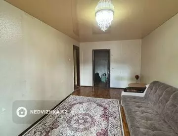 1-комнатная квартира, этаж 3 из 5, 34 м²