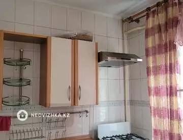 2-комнатная квартира, этаж 1 из 4, 42 м²