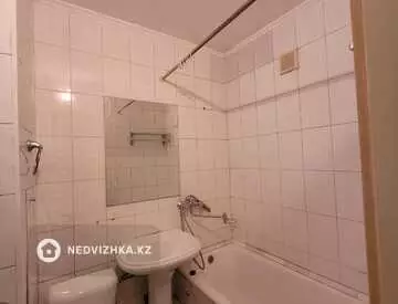 2-комнатная квартира, этаж 1 из 4, 42 м²