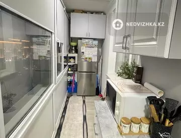 2-комнатная квартира, этаж 8 из 22, 46 м²