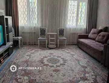 2-комнатная квартира, этаж 4 из 11, 72 м²