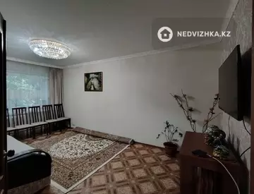 69.9 м², 3-комнатная квартира, этаж 2 из 5, 70 м², изображение - 0