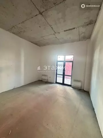 4-комнатная квартира, этаж 2 из 3, 156 м²