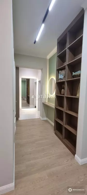 2-комнатная квартира, этаж 4 из 16, 58 м², на длительный срок