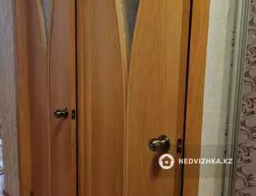 2-комнатная квартира, этаж 4 из 5, 44 м²