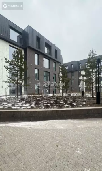 4-комнатная квартира, этаж 1 из 4, 181 м²