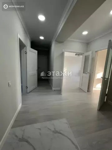 3-комнатная квартира, этаж 3 из 9, 84 м²