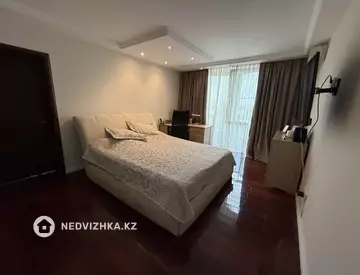 3-комнатная квартира, этаж 11 из 12, 110 м²