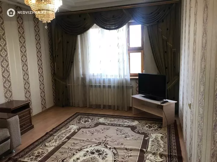 60 м², 2-комнатная квартира, этаж 3 из 9, 60 м², изображение - 1