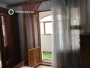 2-комнатная квартира, этаж 3 из 9, 60 м²