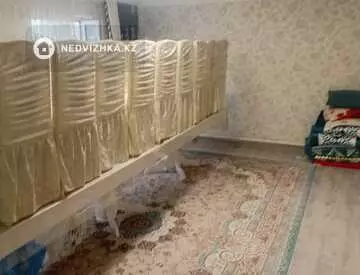 5-комнатная квартира, этаж 1 из 4, 6 м²