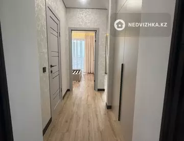 2-комнатная квартира, этаж 12 из 12, 38 м²