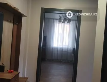 3-комнатная квартира, этаж 2 из 3, 63 м², на длительный срок