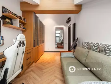 3-комнатная квартира, этаж 4 из 4, 150 м²
