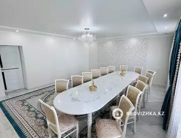 4-комнатный дом, 8 соток, 170 м²