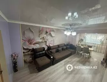 2-комнатная квартира, этаж 3 из 5, 49 м²