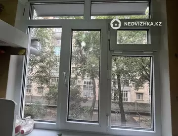 2-комнатная квартира, этаж 3 из 5, 49 м²