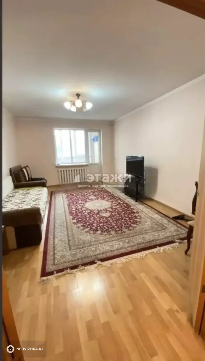 82.6 м², 2-комнатная квартира, этаж 2 из 19, 83 м², изображение - 1