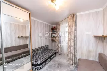 2-комнатная квартира, этаж 3 из 9, 52 м²