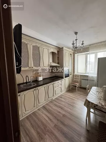 3-комнатная квартира, этаж 5 из 7, 94 м²