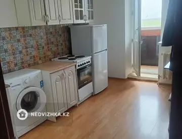 1-комнатная квартира, этаж 3 из 5, 35 м²