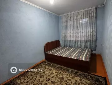 2-комнатная квартира, этаж 3 из 5, 43 м², на длительный срок