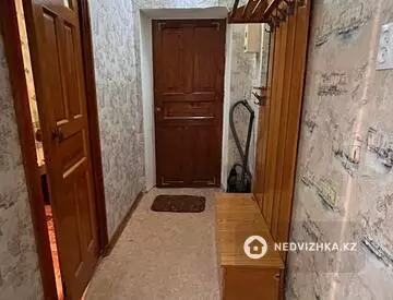 1-комнатная квартира, этаж 1 из 2, 33 м²