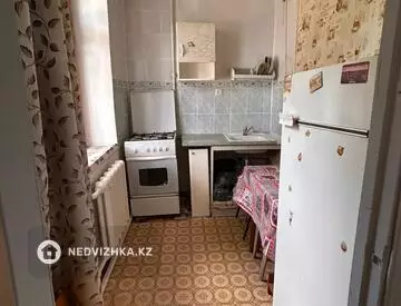 1-комнатная квартира, этаж 1 из 2, 33 м²