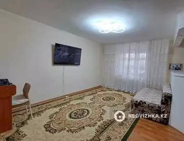 2-комнатная квартира, этаж 2 из 9, 49 м²